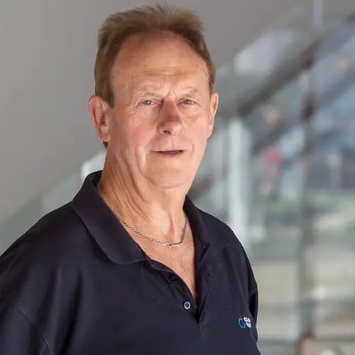 Tom Vandyk Headshot